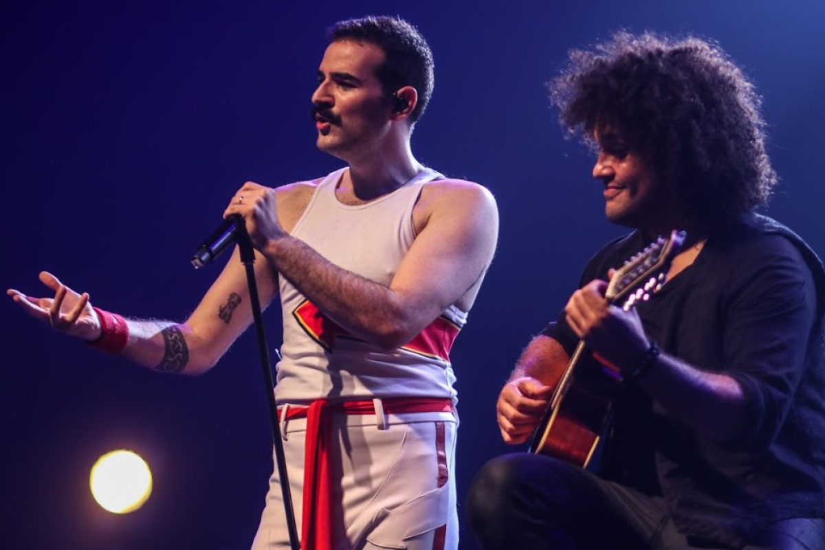 FOTO-4-Espetaculo-Andre-Abreu-em-Queen-Celebration-In-Concert-dia-29-de-Julho-no-Teatro-Rio-Vermelho