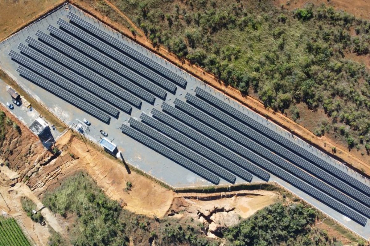 FOTO-A-Usina-Grupo-Villa-Hoteis-a-1a-Usina-Solar-de-grande-porte-da-regiao-de-Pirenopolis-e-entorno-inaugura-neste-sabado-17.-1-1