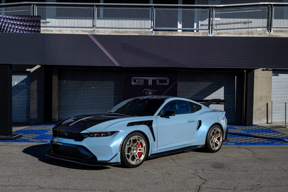Ford-Mustang_GTD_2025-1