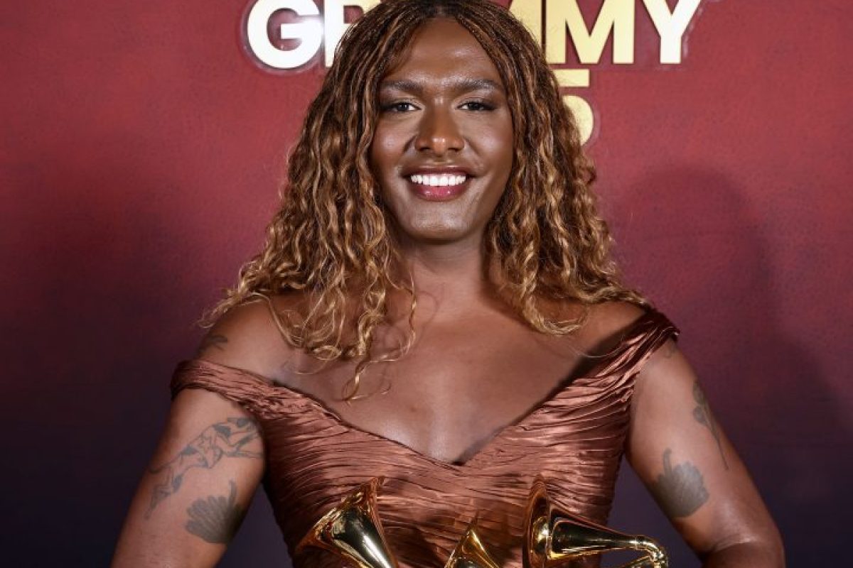 Liniker-recebe-três-Grammy