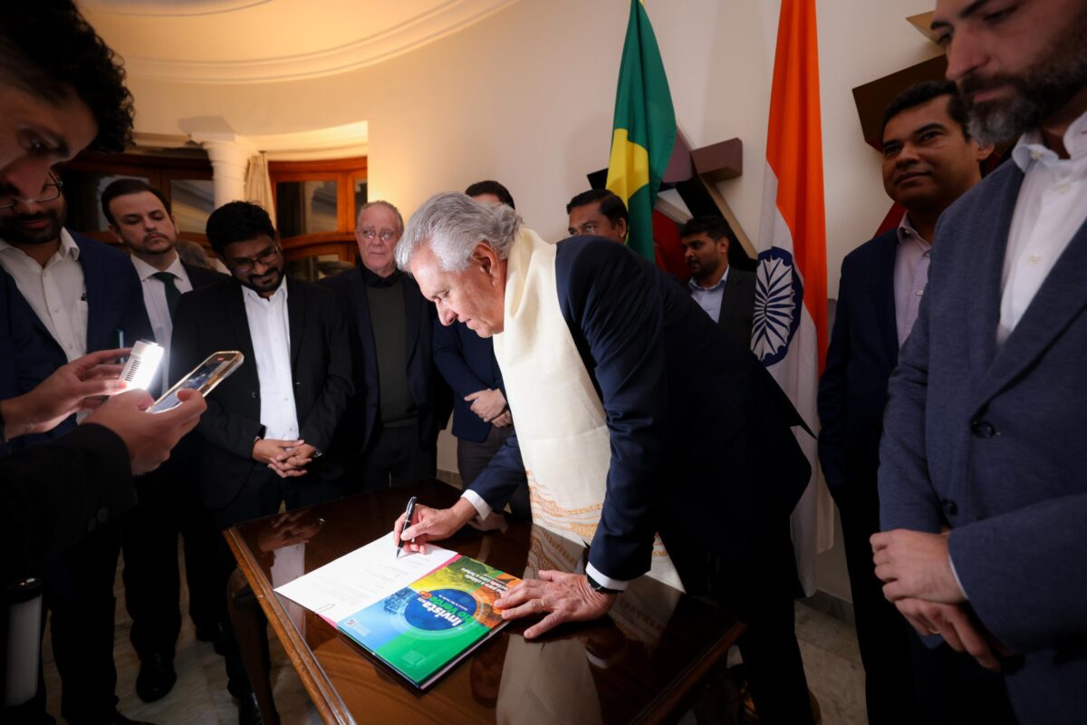 Governador-Ronaldo-Caiado-biometano-scaled