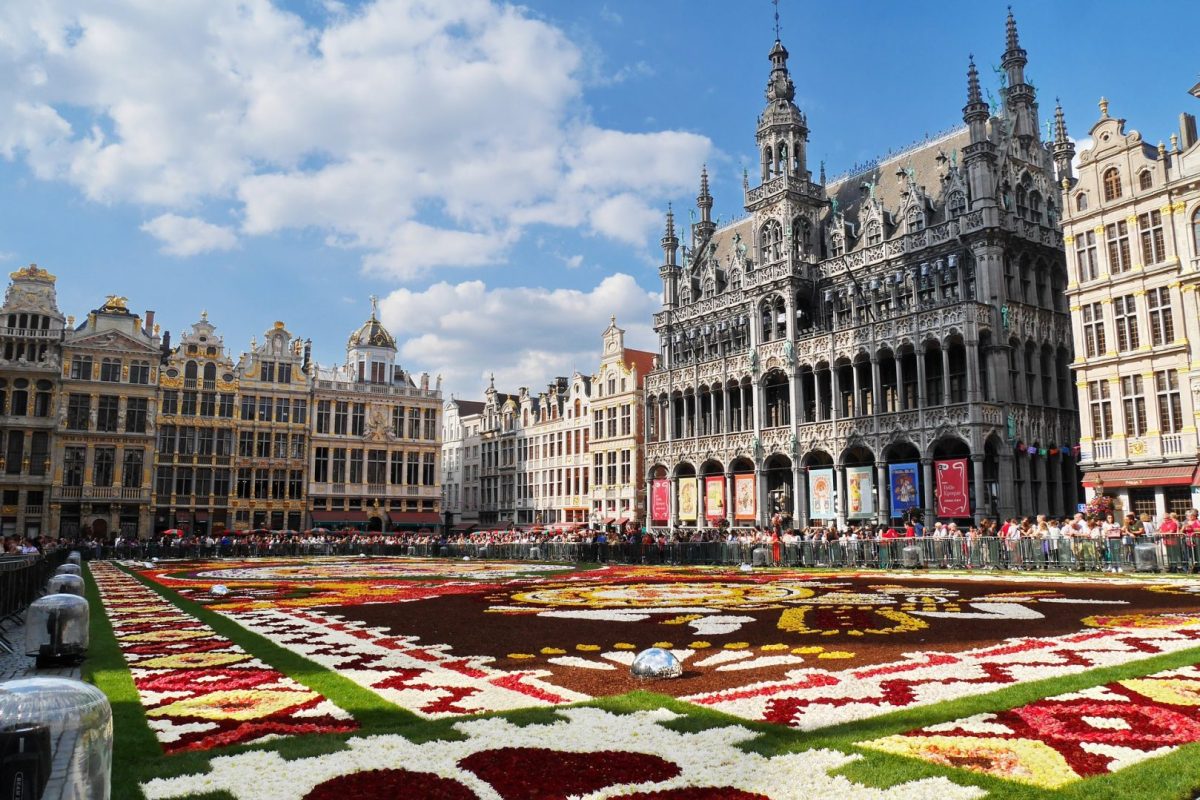 Grand-Place-de-Bruxelas-Credito-Goi-1