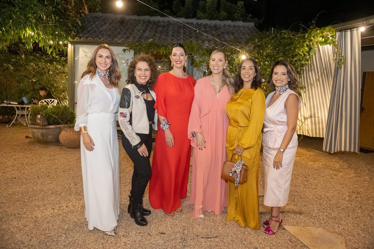 @joaocarlos84 Helena Aguiar, Magda de Paula, Juliana Moura, Marilene Martins, Keila Mereb e Carolina de Paulua Dutra
