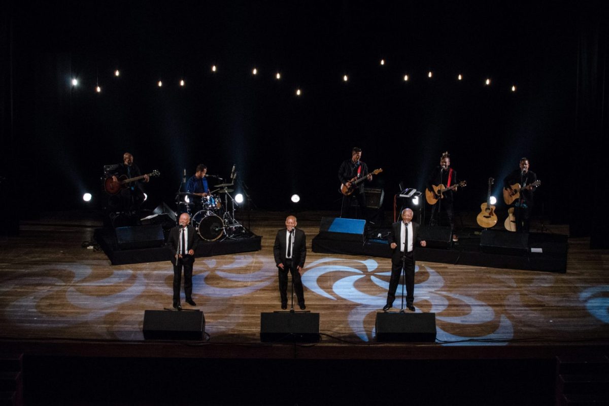 Jovens-Tardes-scaled-1