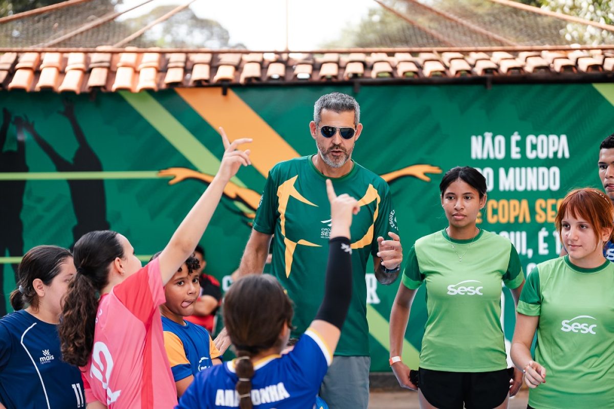 Dante estará em quadra ao lado de Giba, Murilo e Rodrigão no Jogo das Estrelas, atração da abertura da 40ª Copa Sesc, no Ginásio Rio Vermelho, em Goiânia (Foto: Divulgação)