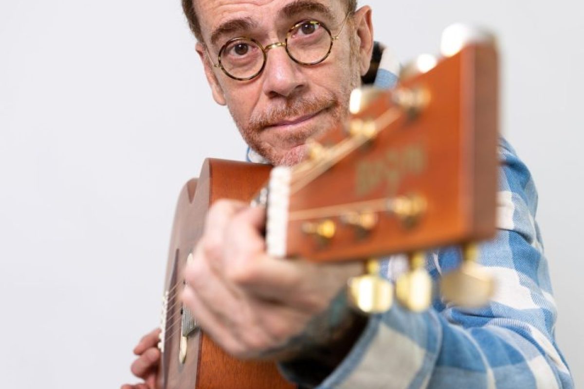 NandoReis-FotoCarolSiqueira-scaled-1