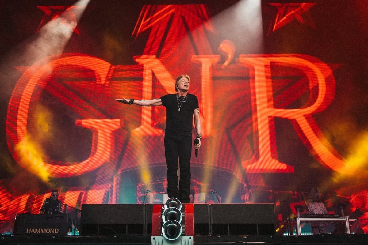 Our first time at Wacken, with a 3.5 hour set. What an incredible way to end the European leg of (1) Foto: @instagramgunsroses