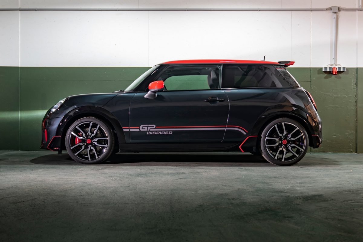 Mini