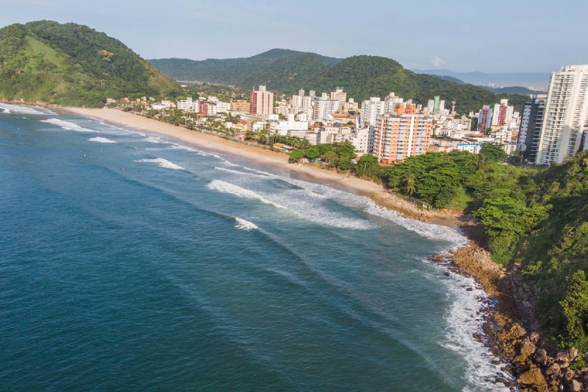 Praia_do_tombo_GUARUJA_SP-Credito-obrigatorio-Rogerio-Cassimiro-MTur-1