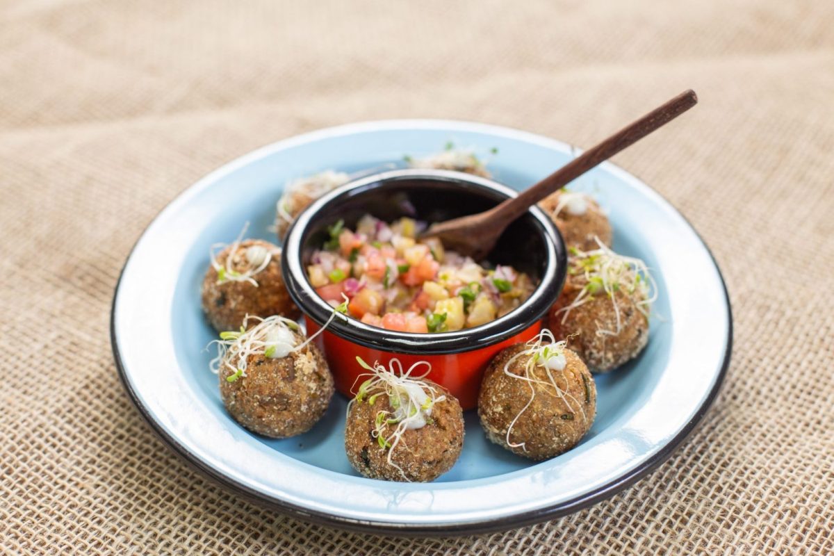 Quintal-de-Mainha_Virgulino__Goias_2022_Rogerio-Porto-2-scaled-1