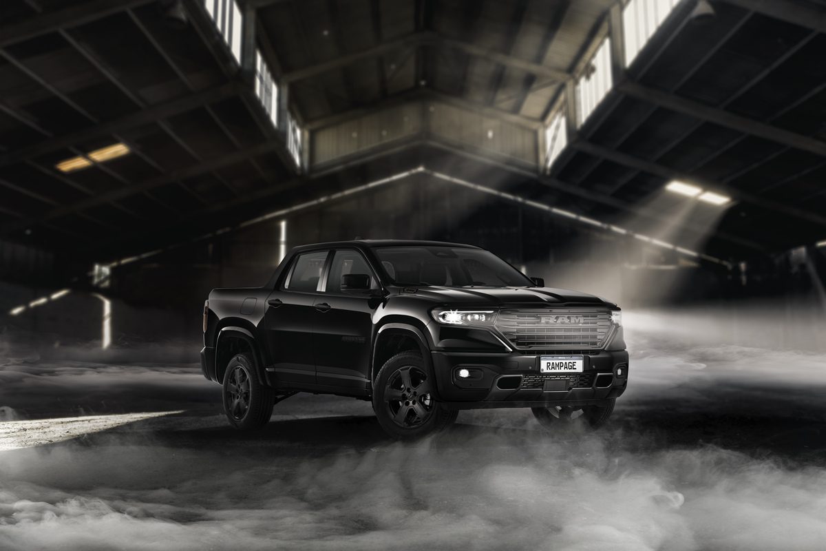 Ram_Rampage_Laramie_Night_Edition_009