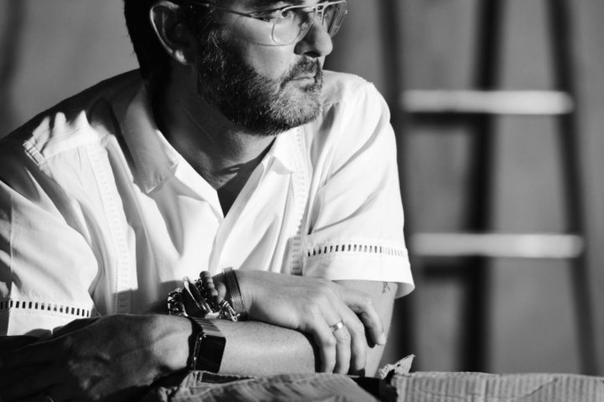 Retrato-Leo-Romano-Maria-Celia-Siqueira-Copia-scaled-1