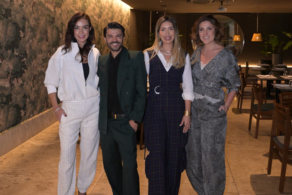 Ricardo Alves, Vanessa Louzado, Gabi Sakon e Daniele Mattar.