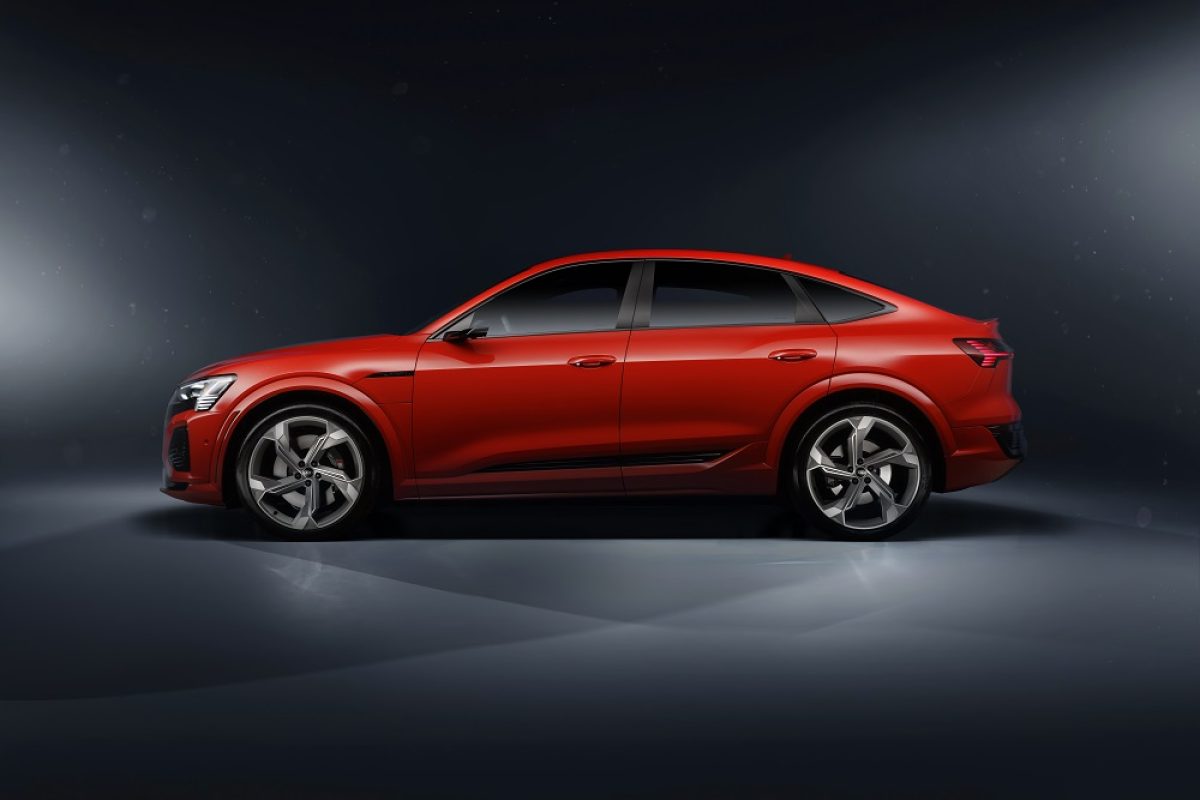 SQ8-Sportback-e-tron-1-1