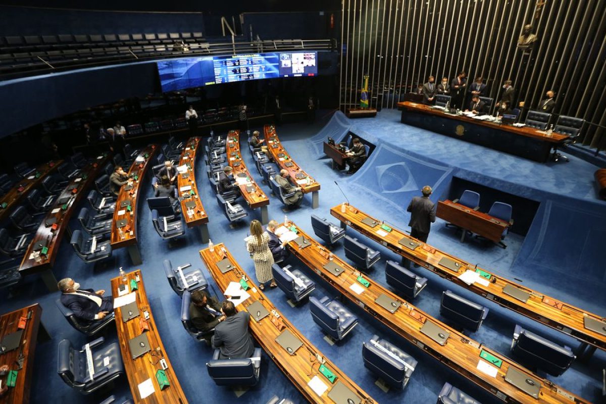 Senado-aprova-PEC-Emergencial-1