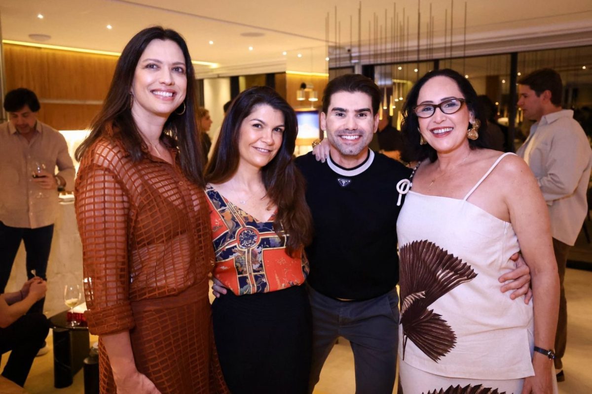 Graziela Martine, Vivian Cecco, Jacy Filho e Ciça Carvello