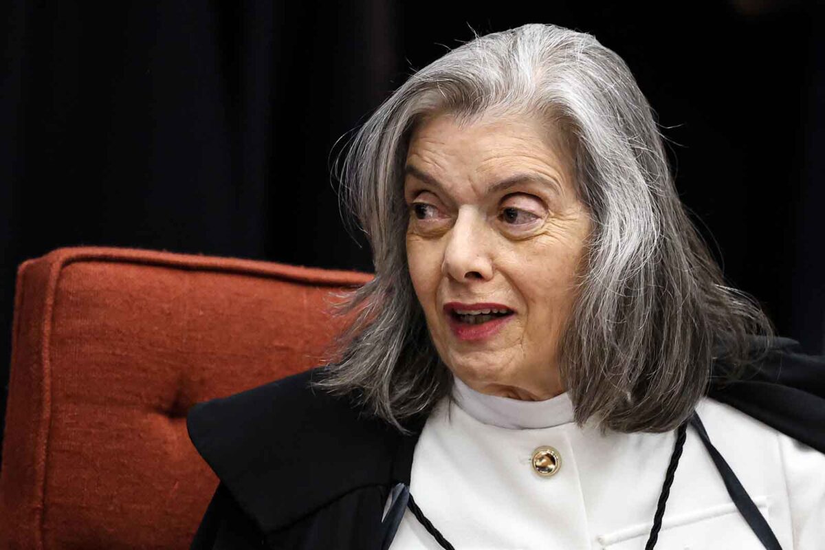 A ministra Cármen Lúcia durante sessão na Primeira Turma do Supremo Tribunal Federal (STF), que realiza o quinto dia de julgamento dos réus do Núcleo 1 da trama golpista, formado pelo ex-presidente Jair Bolsonaro e mais sete aliados (Foto: Marcelo Camargo/Agência Brasil)