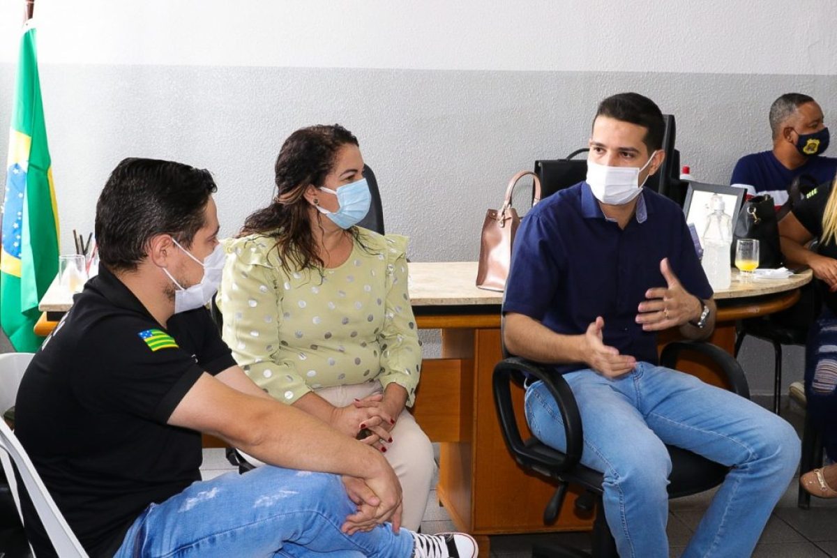 primeira-dama-de-Goiania-Thelma-Cruz-1024x682-1