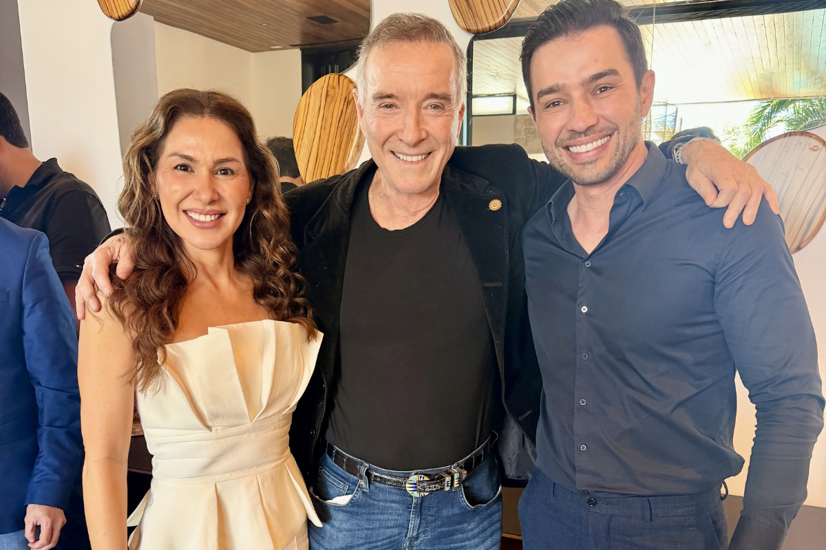 Eike batista em almoço de negócios em Goiânia