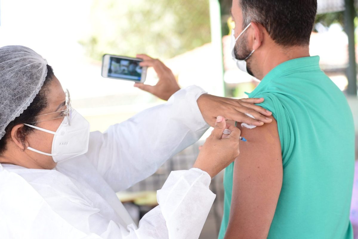 vacinacao-contra-a-Covid-19-1