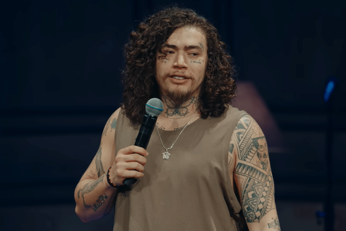 Whindersson Nunes apresenta o espetáculo “Isso Definitivamente Não É Um Culto” em Anápolis e Goiânia, com sessões nos dias 25, 26 e 27 de setembro (Foto: Divulgação)