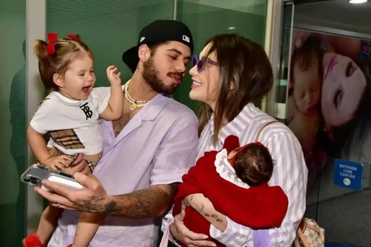 ze-felipe-virginia-fonseca-deixam-maternidade-flor-beijo.jpg-1