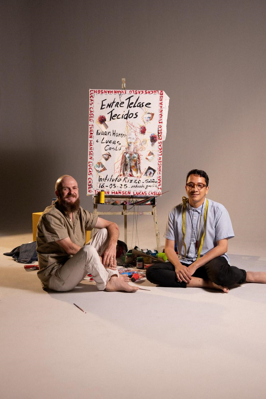 entre telas e tecidos exposição de arte